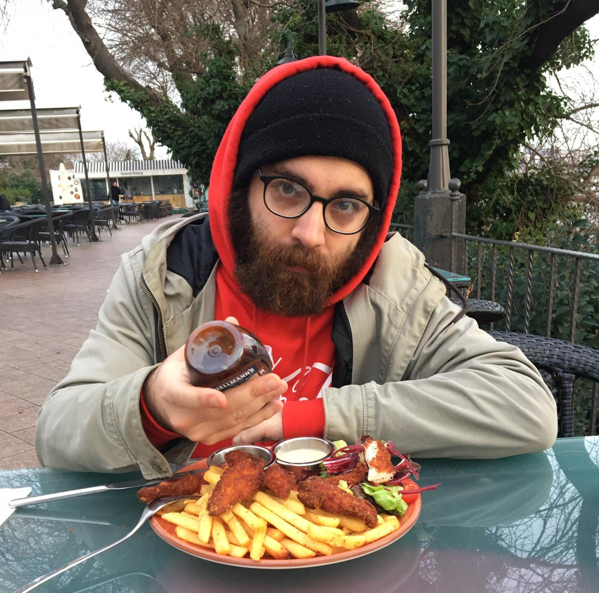 Yazarın fotoğrafı: Deniz Cansever