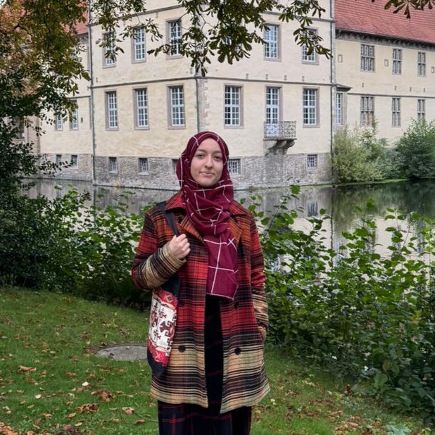 Yazarın fotoğrafı: Hatice Kübra Pola