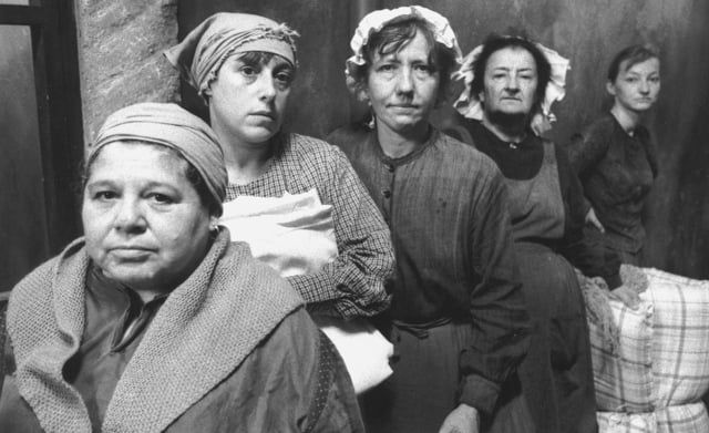 La Commune, Peter Watkins (2000)