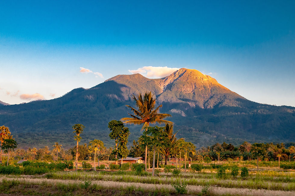 Highlights and photo locations in Flores, Indonesia: Mount Egon © 2012 Aaron Matzinger