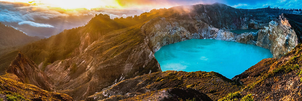 Highlights and photo locations in Flores, Indonesia: Kelimutu © 2012 Aaron Matzinger
