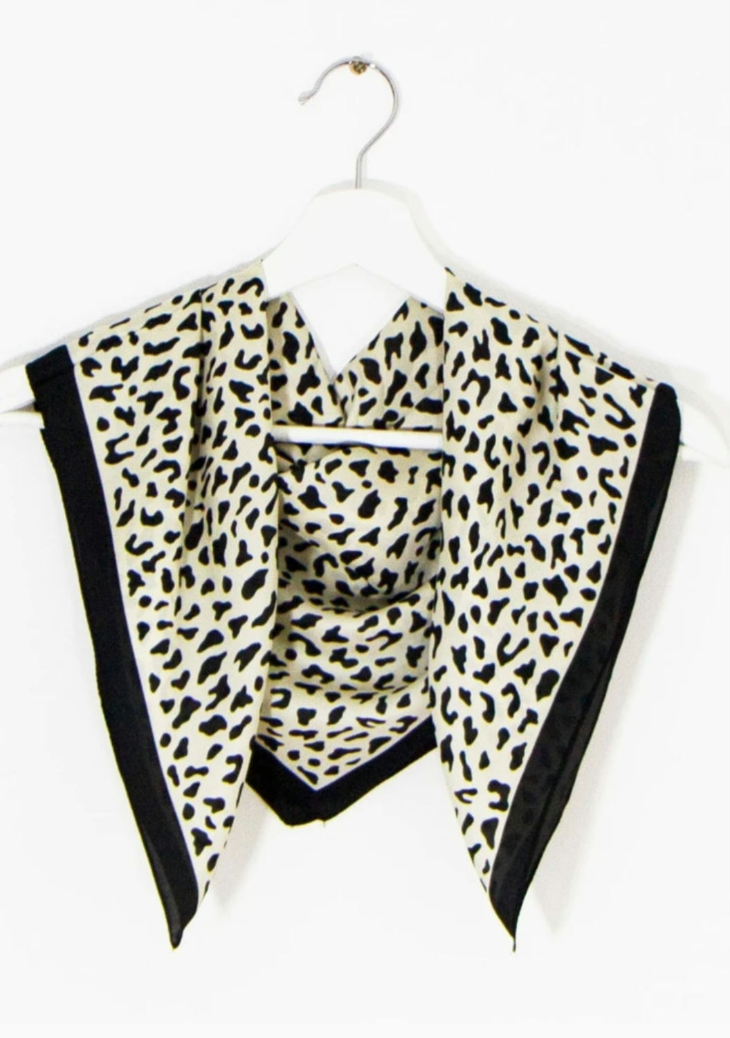 Silk feel scarf in cheetah print black and cream