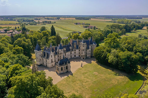 Meillant_vu de haut.jpg