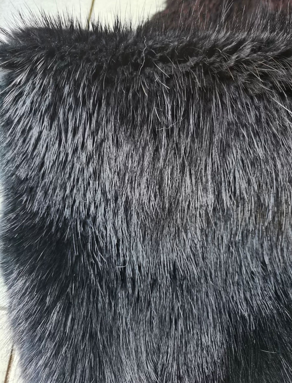 縮圖：Black Beaver Fur, Real Black Beaver Furs, Black Beaver Leather