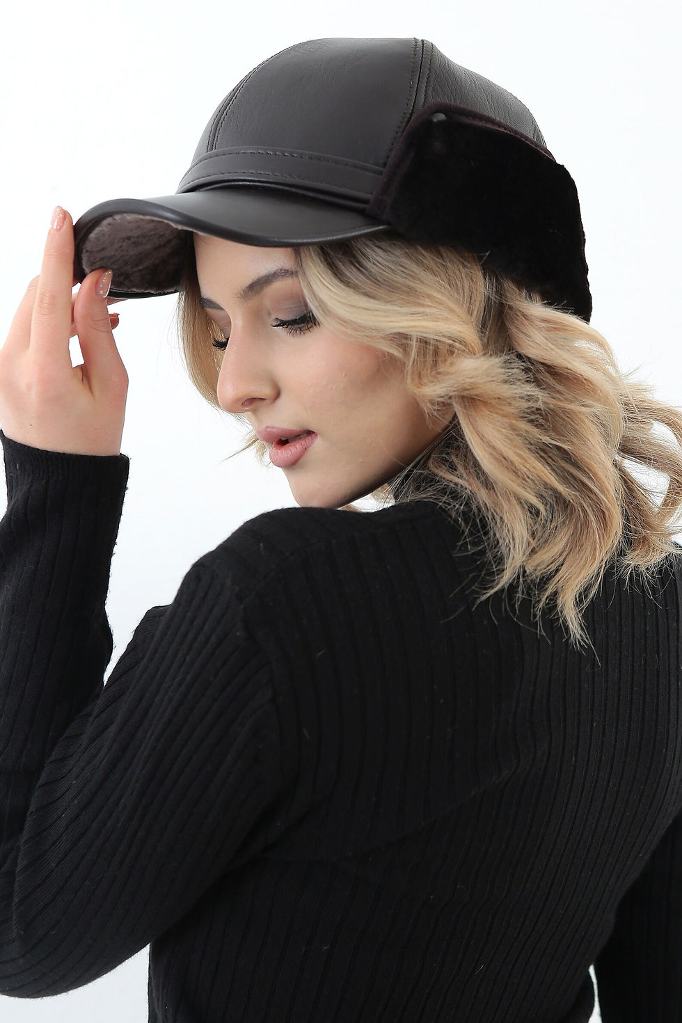 Miniature : Black Lambskin Leather Unisex Hats