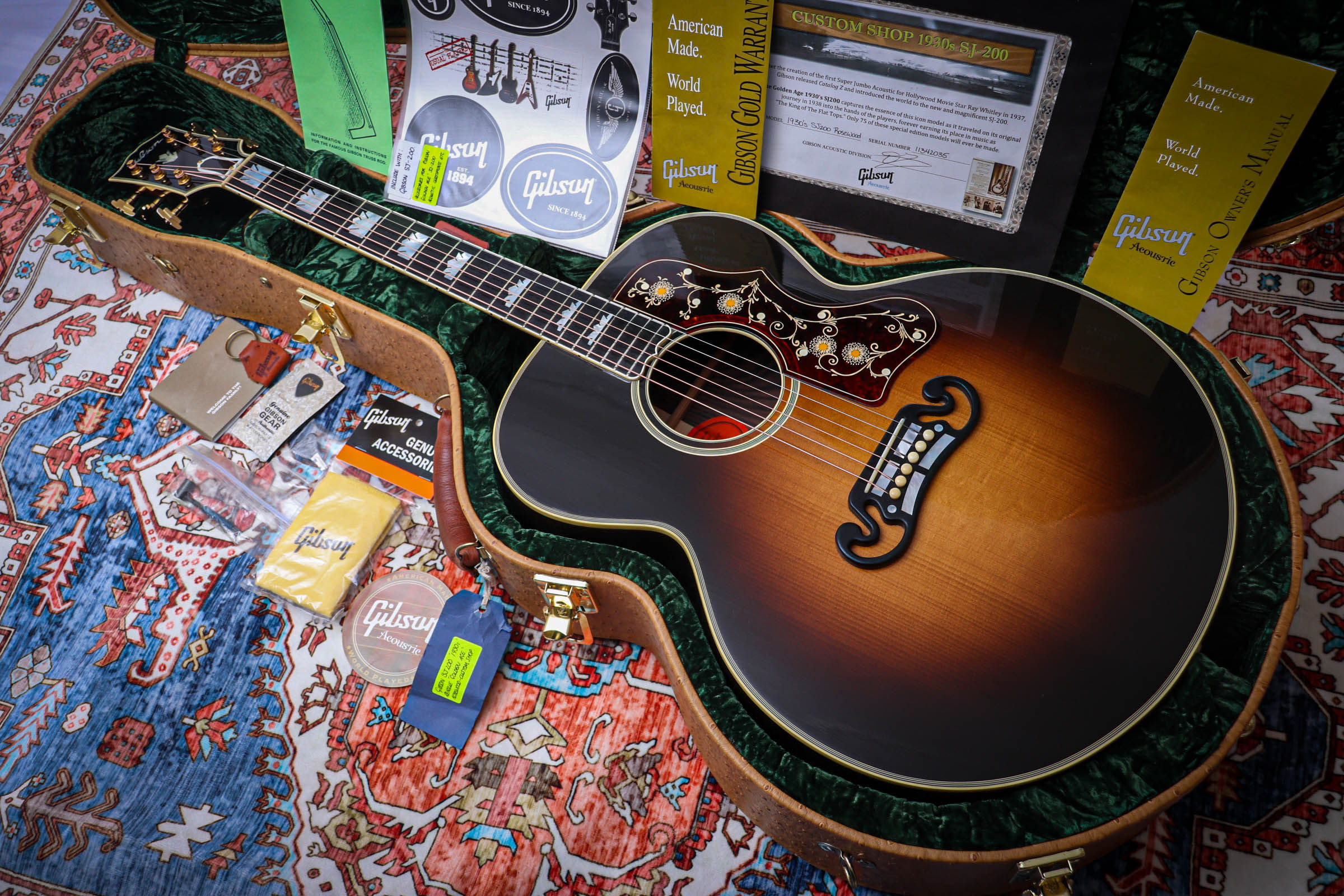 GIBSON USA Custom Shop 1930's Golden Age SJ-200 *1 of 75 "Antique Sunburst"