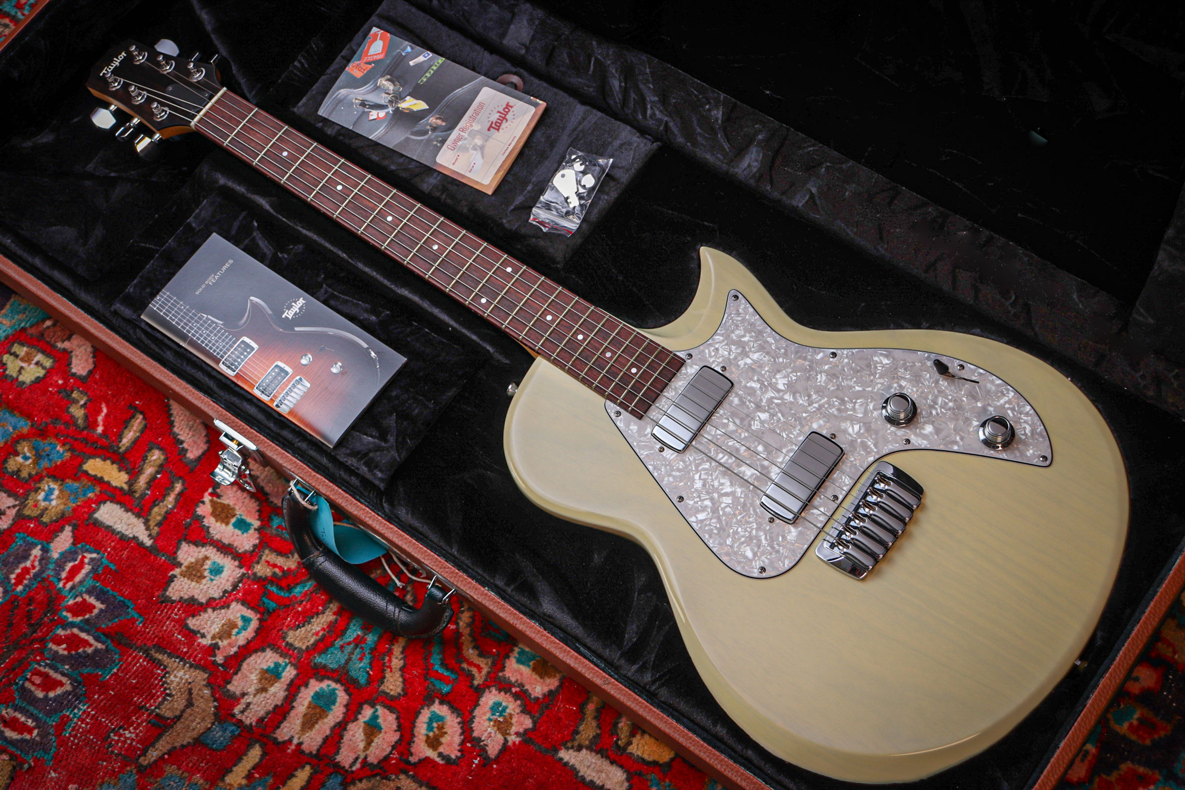 TAYLOR USA SB1-X Solidbody Classic "Trans White + Rosewood" (2007)