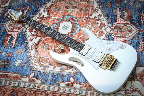 IBANEZ MIJ JEM7V-WH Steve Vai Signature 