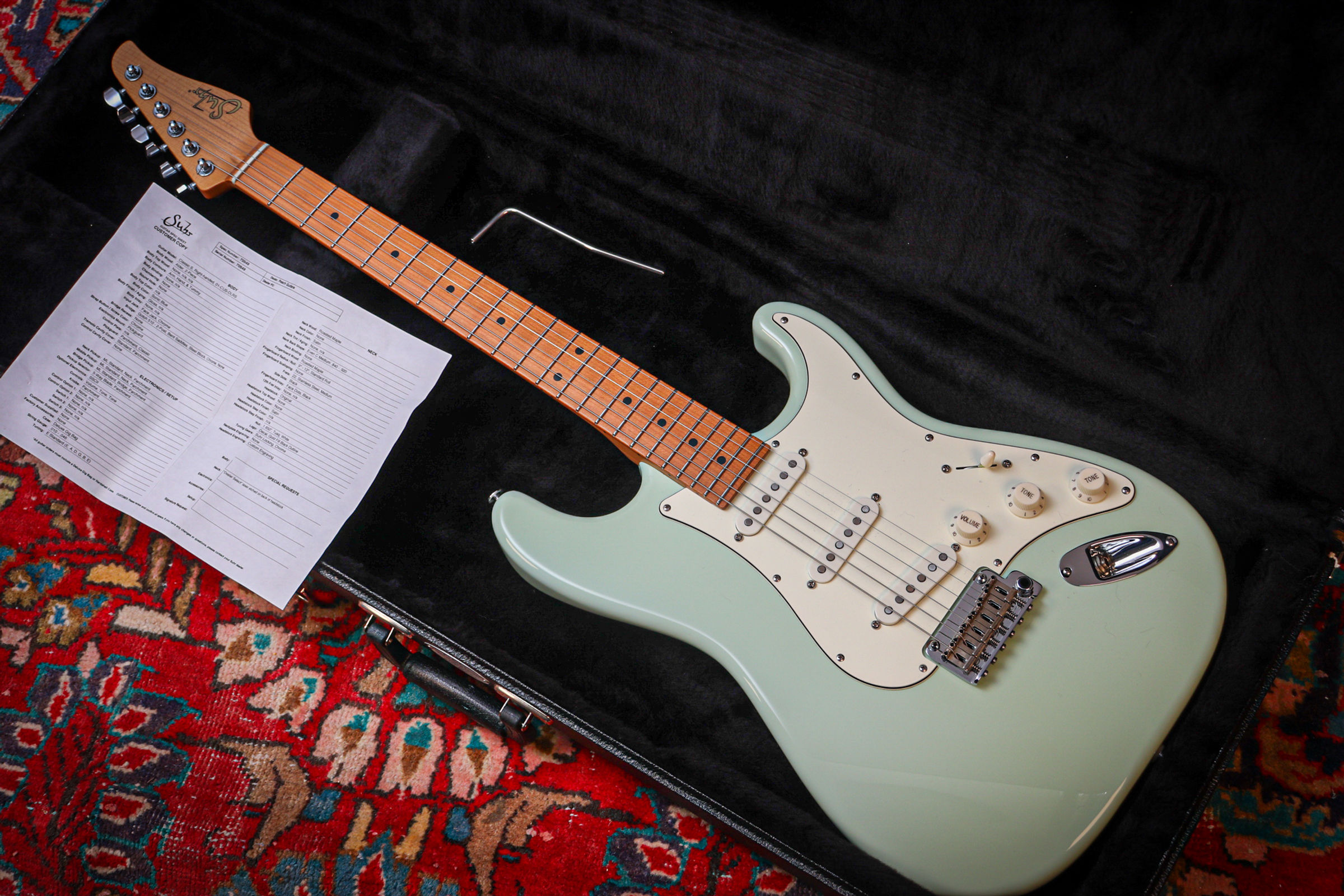 SUHR USA Classic S Antique Dealer Select "Sonic Blue + Roasted Maple" (2023)