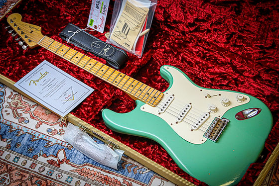 ギター SurfGreen Relic LaquerFinishStratocaster FENDER USA Custom Shop '57 Reissue Stratocaster Relic 