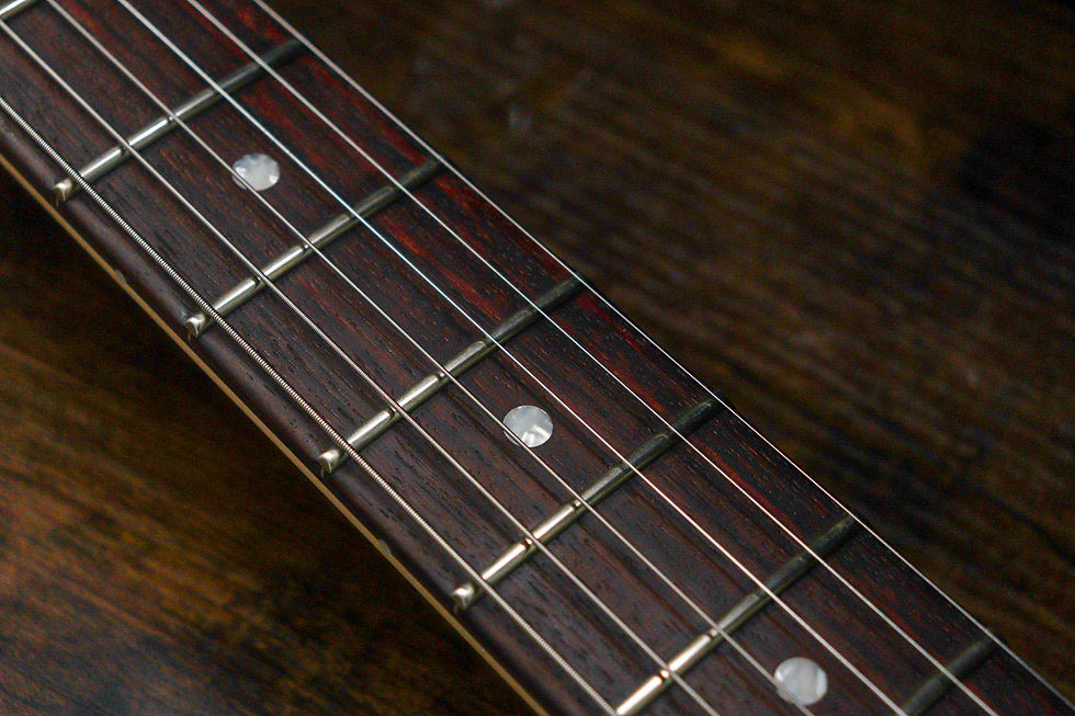 Thumbnail: JAMES TYLER USA Studio Elite HD "Red Shmear + Maple" (2021)