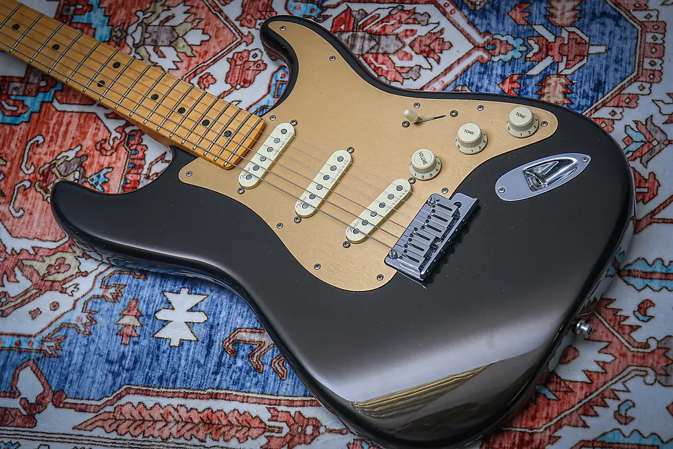 Thumbnail: FENDER USA American Ultra Stratocaster "Texas Tea + Maple" (2021)