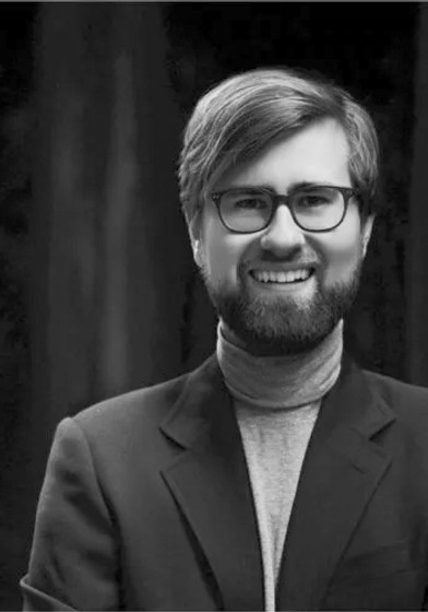 Lukas-Weking-500x500 (1)_edited.jpg