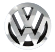 Logotipo plateado de Volkswagen, representación icónica de la marca automotriz alemana.