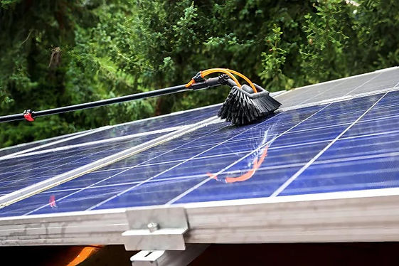 Professional Solar Panel Cleaning