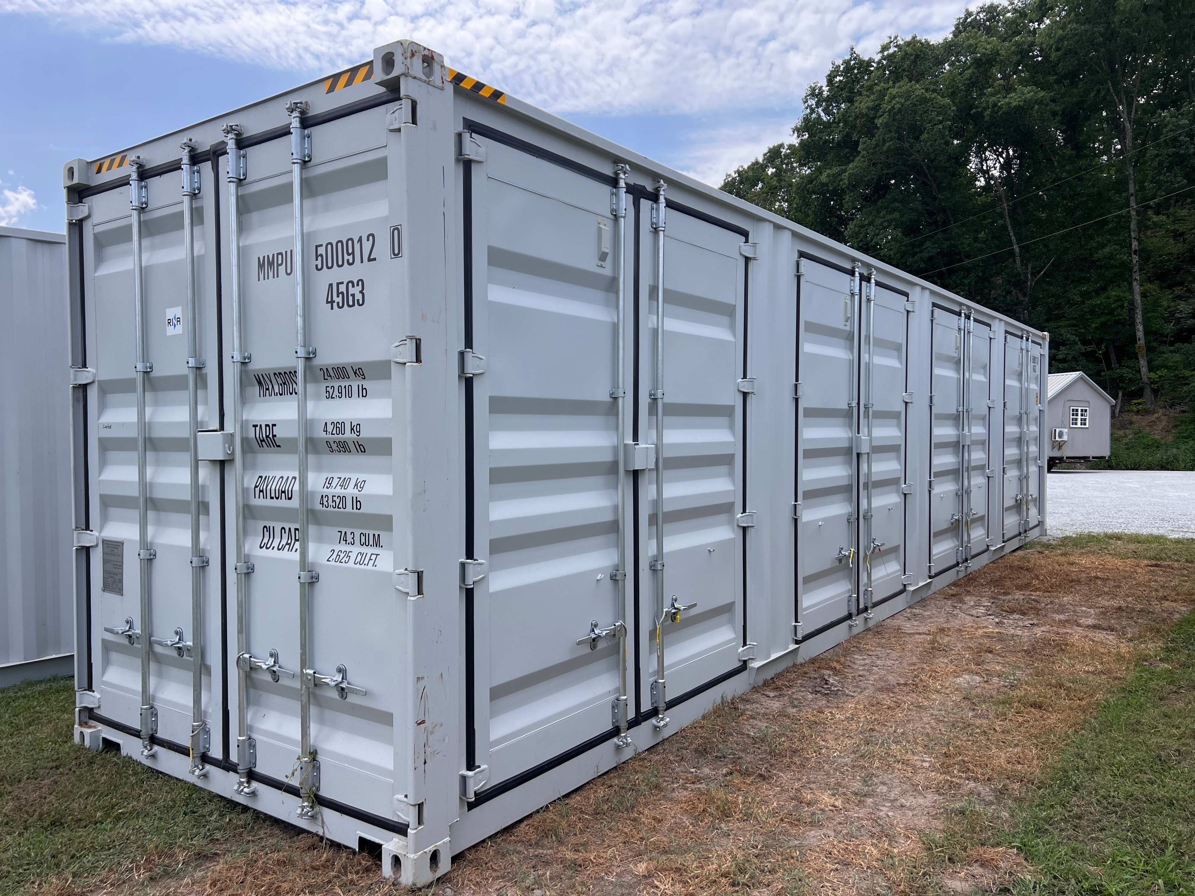 40' High Cube Container 4 Double doors on side 1 on end One trip 'Like New'., view 1