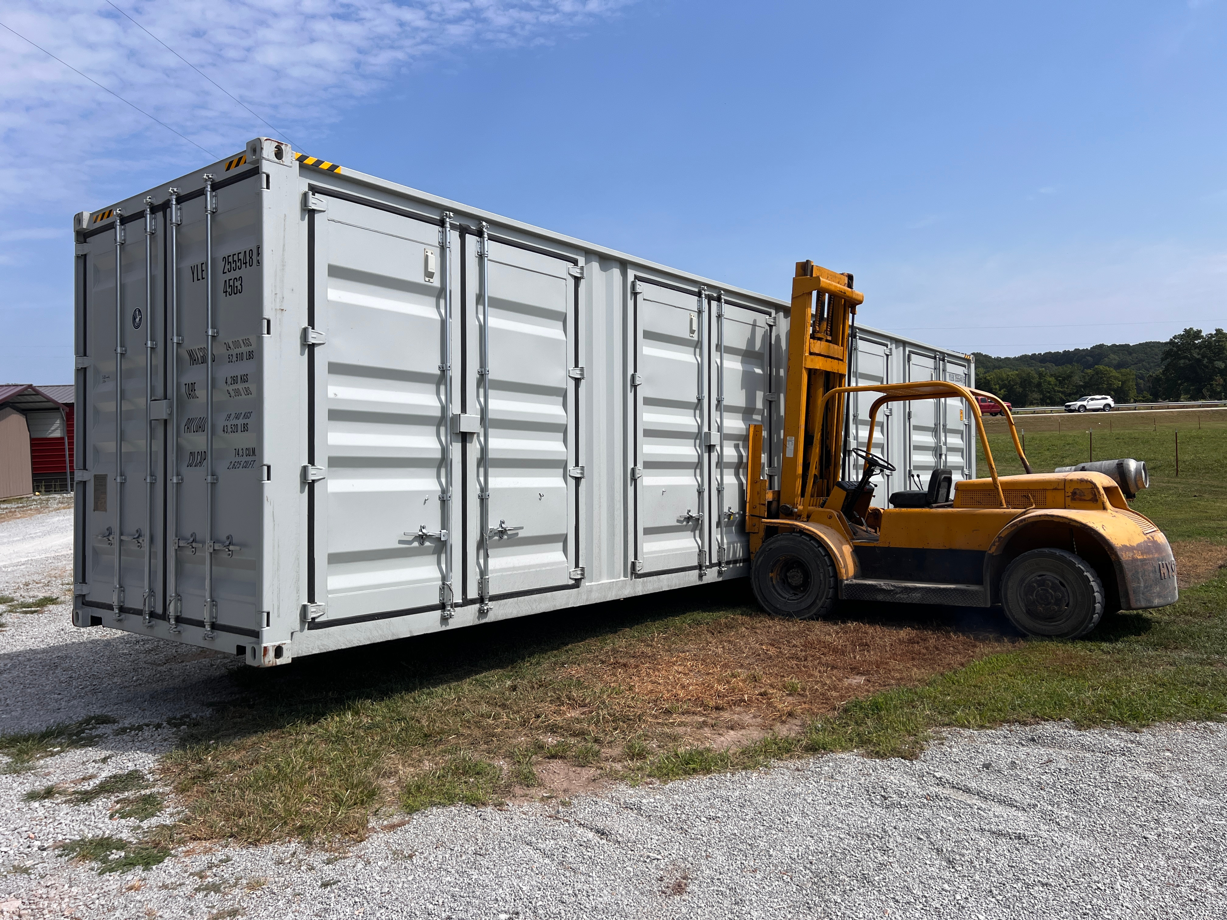 40' High Cube Container 4 Double doors on side 1 on end One trip 'Like New'., view 4