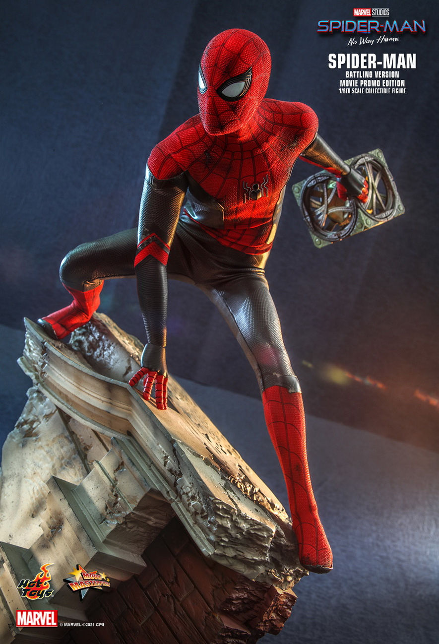 Thumbnail: Spider-Man - Battling - No Way Home - Hot Toys