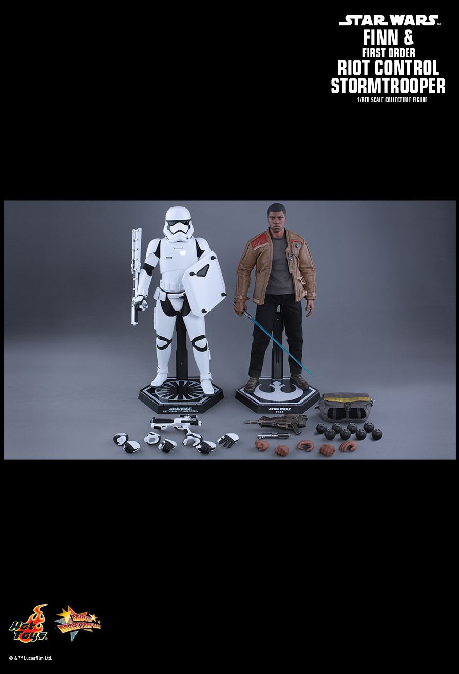 Thumbnail: Finn and First Order Riot Control Stormtrooper - Star Wars - Hot Toys