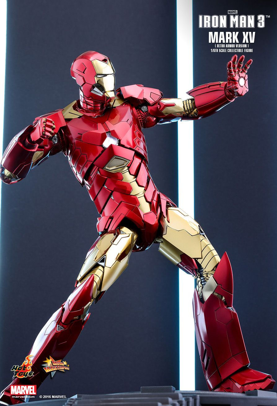 Thumbnail: Iron Man Mark XV - Retro Armor - Iron Man 3 - Hot Toys
