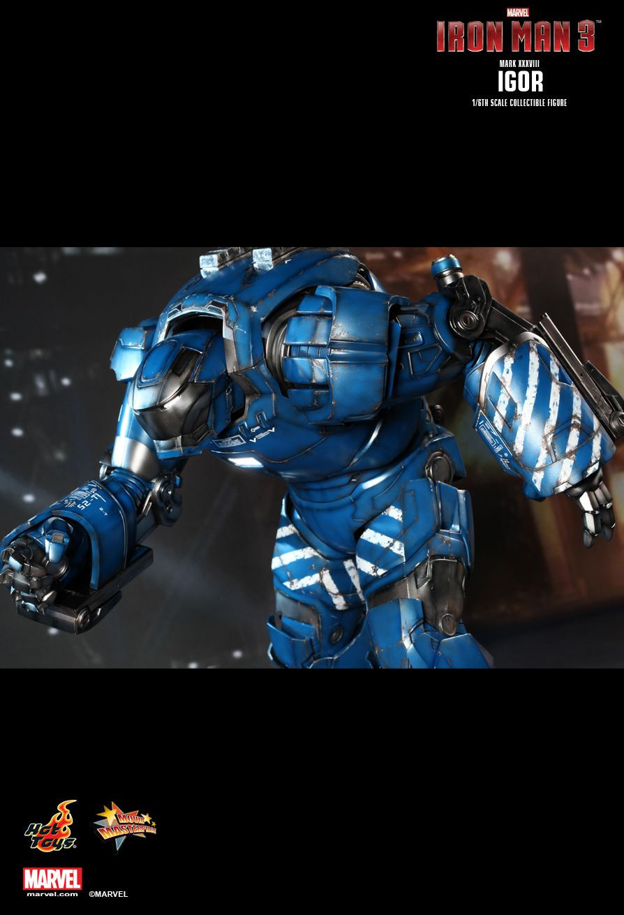 Thumbnail: Igor - Mark XXXVIII - Iron Man 3 - Hot Toys