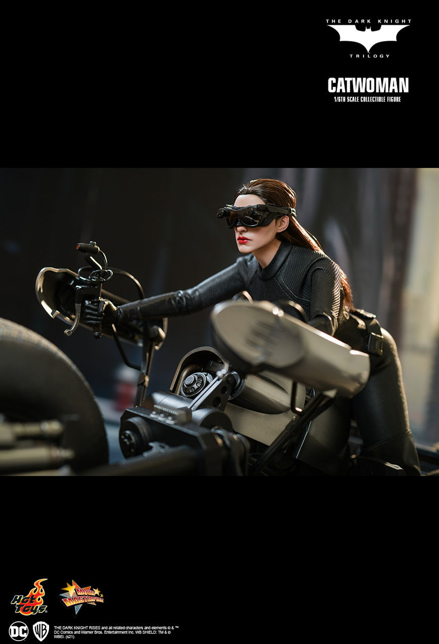 Thumbnail: Catwoman - The Dark Knight Trilogy - Batman - Hot Toys