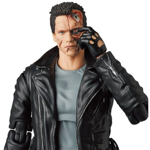 T-800 - The Terminator - Mafex | Medicom Toy Store