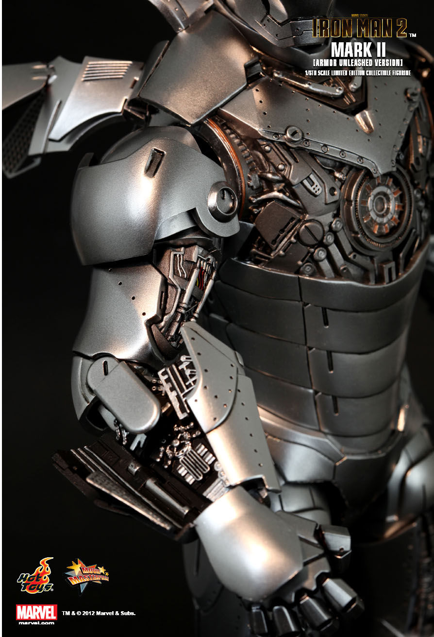Thumbnail: Iron Man Mark II - Armor Unleashed - Iron Man 2 - Hot Toys