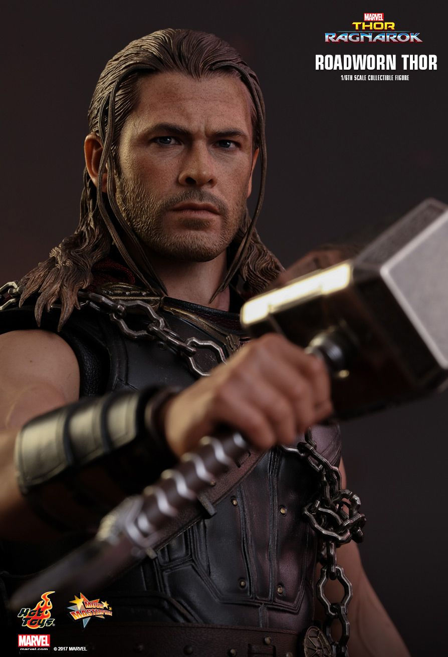 Thumbnail: Roadworn Thor - Thor Ragnarok - Hot Toys