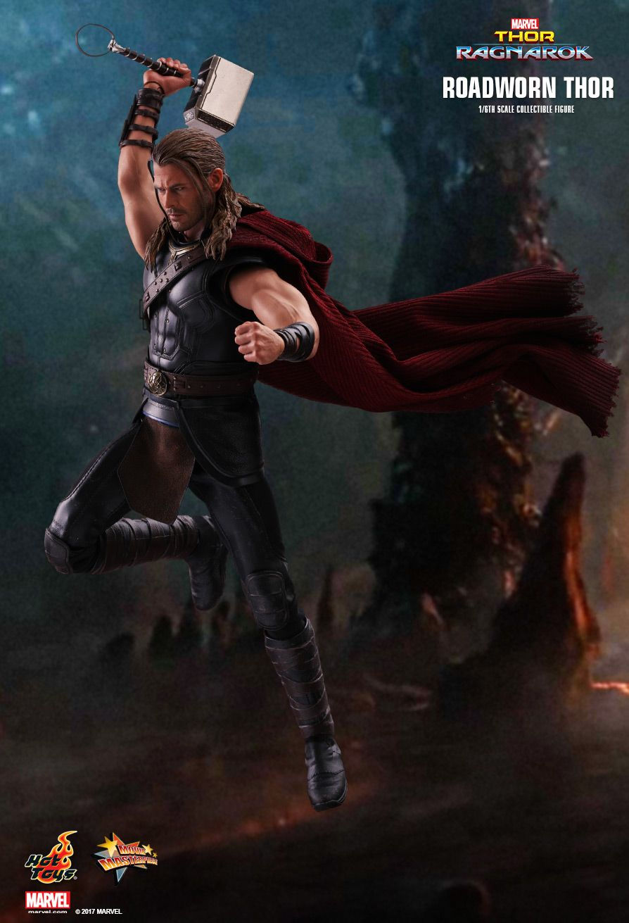 Thumbnail: Roadworn Thor - Thor Ragnarok - Hot Toys