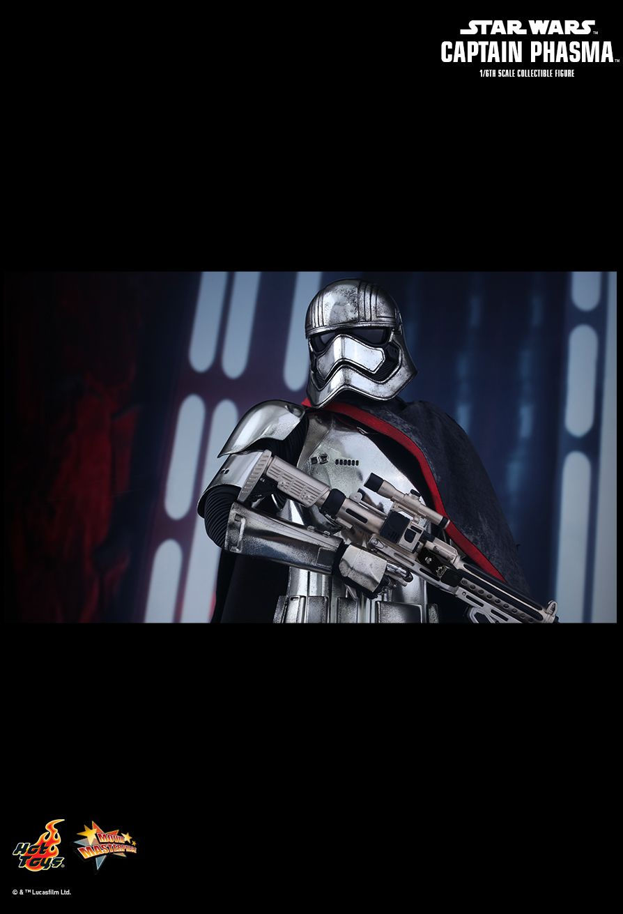 Thumbnail: Captain Phasma - Star Wars - Hot Toys
