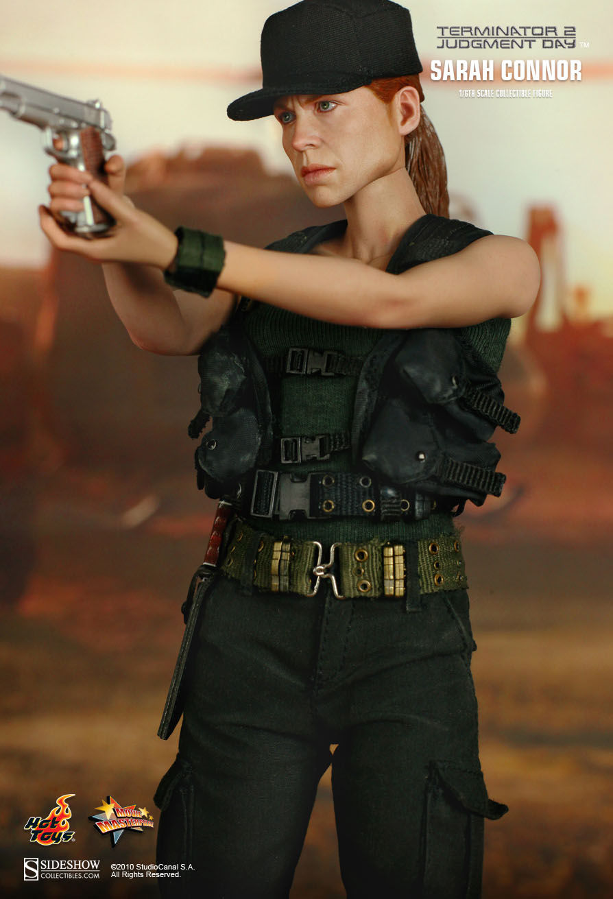 Thumbnail: Sarah Connor - Terminator 2 Judgment Day - Hot Toys