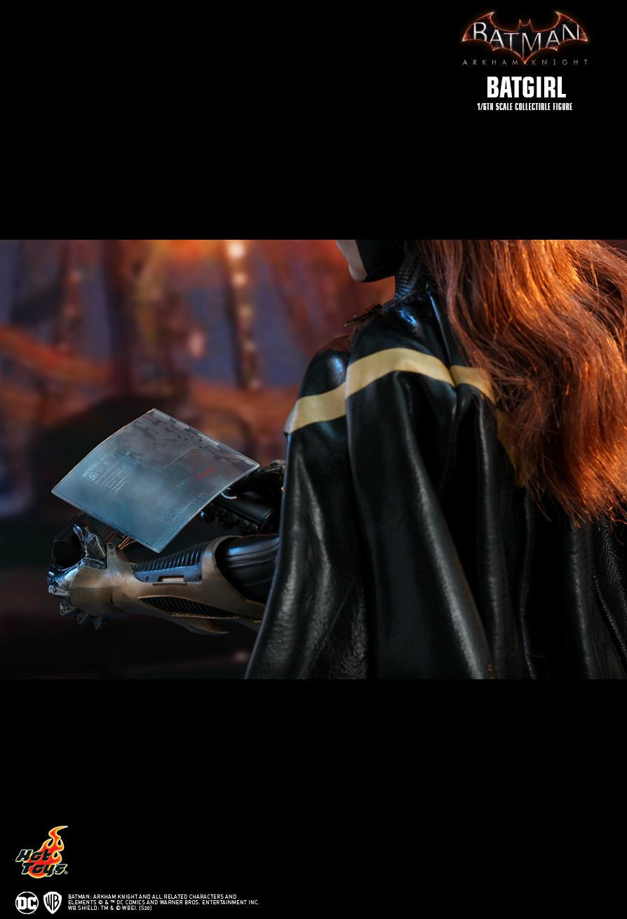 Thumbnail: Batgirl - Batman Arkham Knight - Hot Toys
