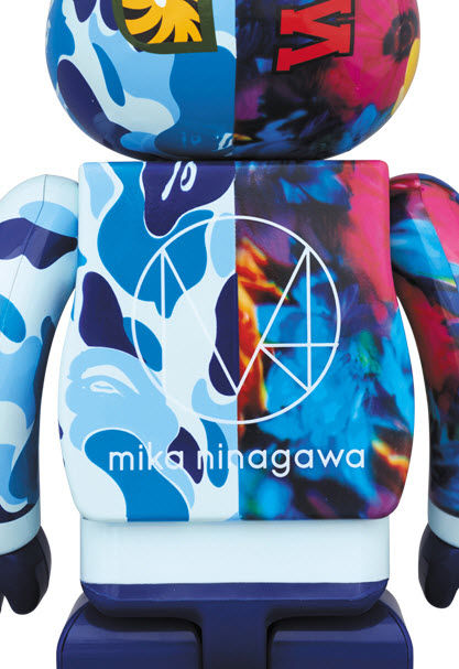 Thumbnail: Bape x Mika Ninagawa - Camo Shark - Blue- Bearbrick 400