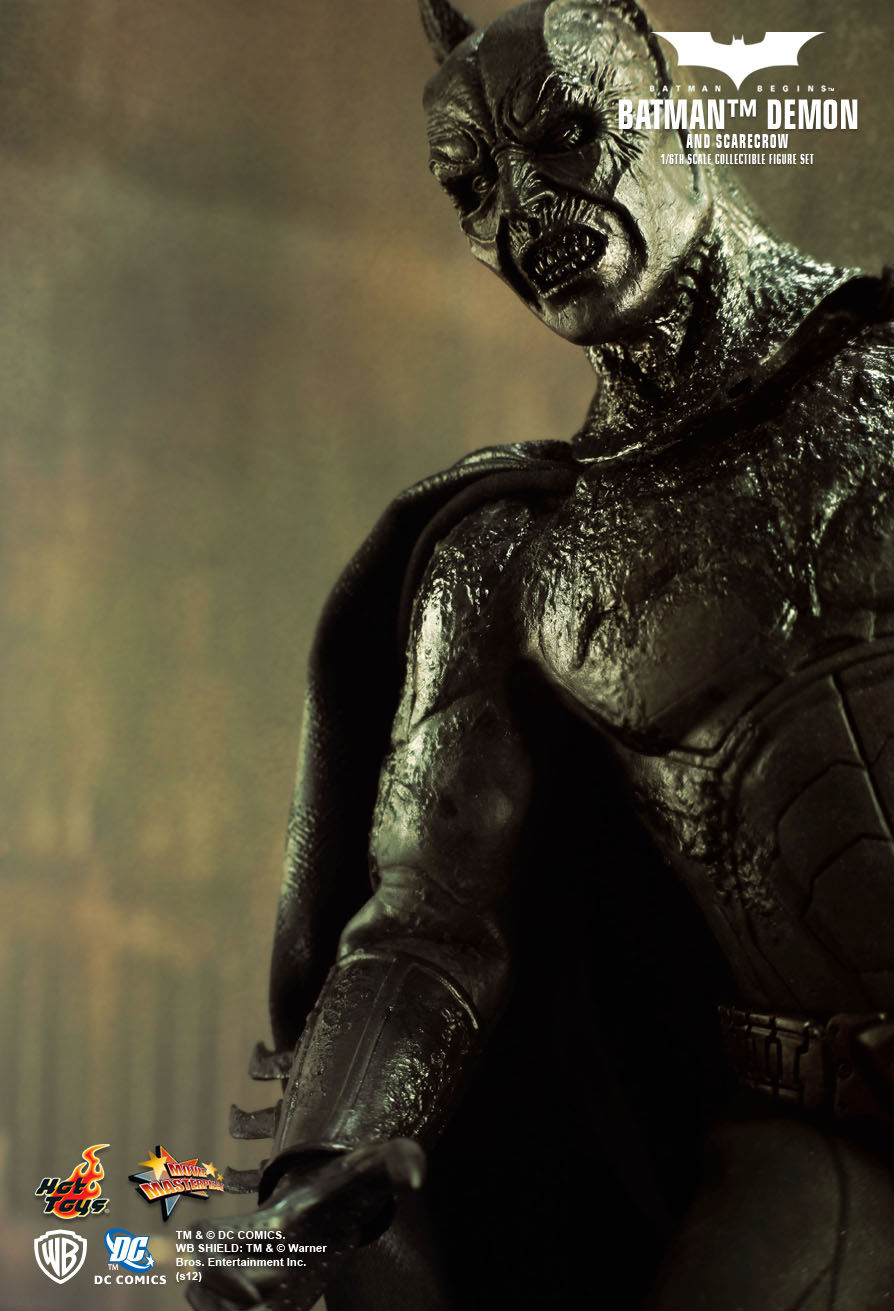 Thumbnail: Batman Demon and Scarecrow - Batman Begins - Hot Toys