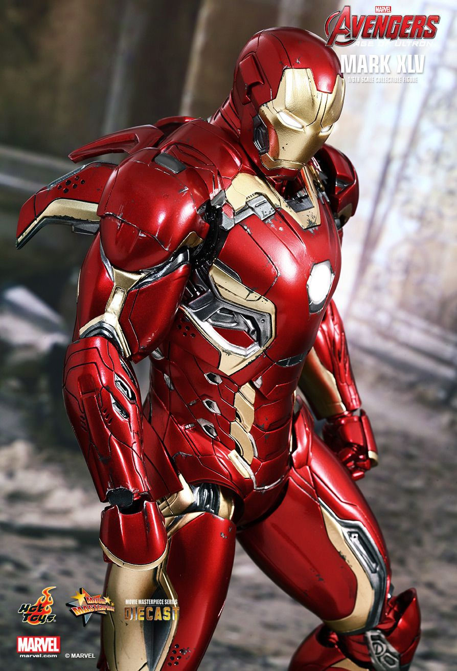 Thumbnail: Iron Man Mark XLV - Avengers - Age of Ultron - Hot Toys