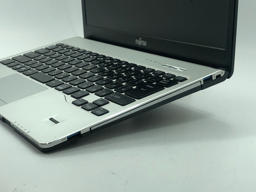 富士通 日本製 市場最新Win11 中古ノートパソコン Office2021 第8世代