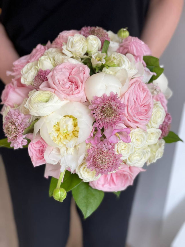 Luxluf Florist Event Bride to be Hotel Room Décor – New York, NYC