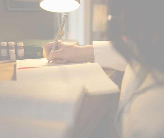 Copy of Julie Bell Reiki (1)_edited.jpg