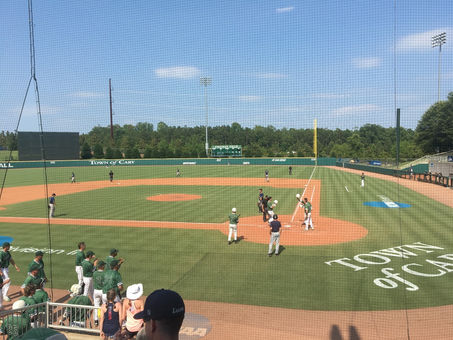 5 run fifth powers Mercyhurst to first victory of College World Series