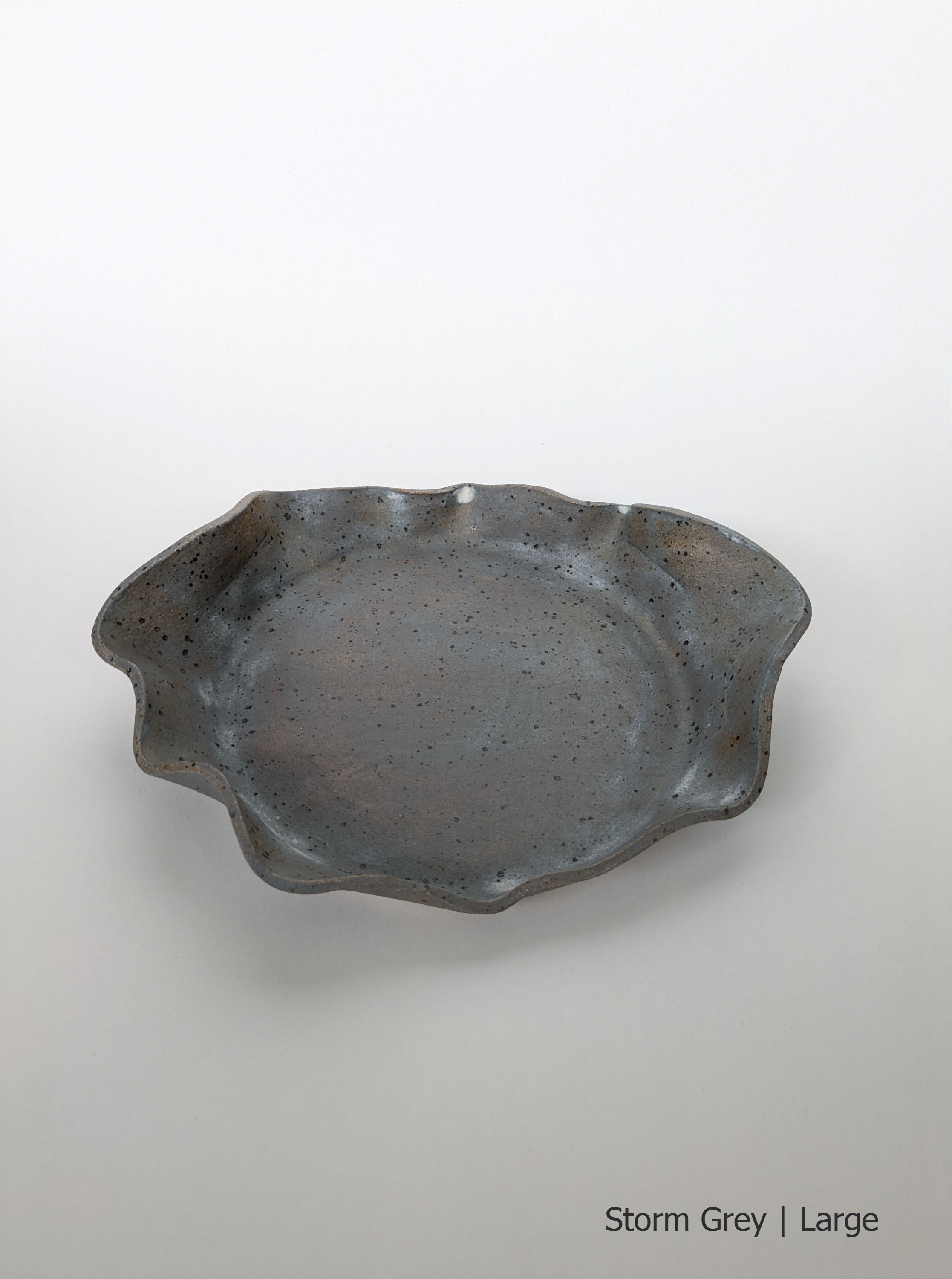 Wavy Tray | Storm Grey