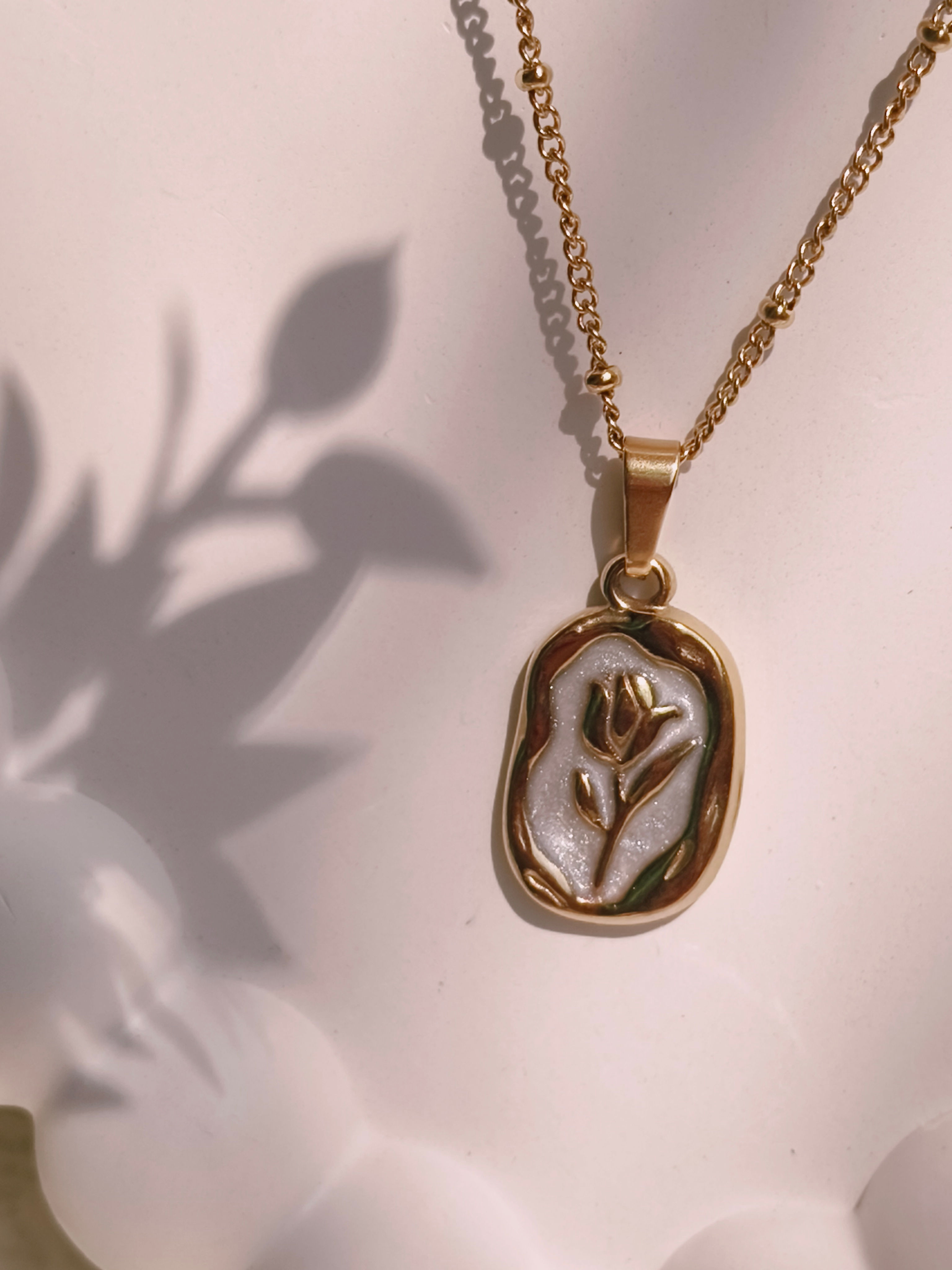 Classic Rose Bud Pendant Necklace