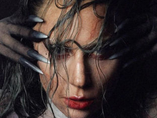 Η Lady Gaga θα κυκλοφορήσει νέο τραγούδι, για την 2η σεζόν του ‘Wednesday’!