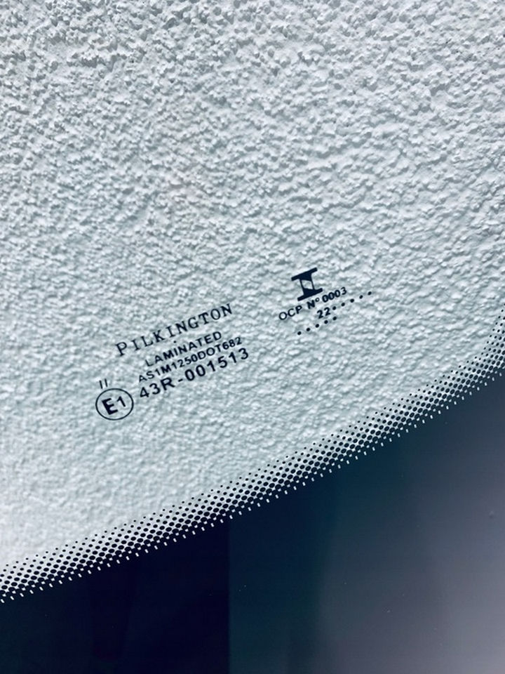 Thumbnail: Windshield Car Glass MERCEDES S W126 4D 1980-1991 Pilkinkton