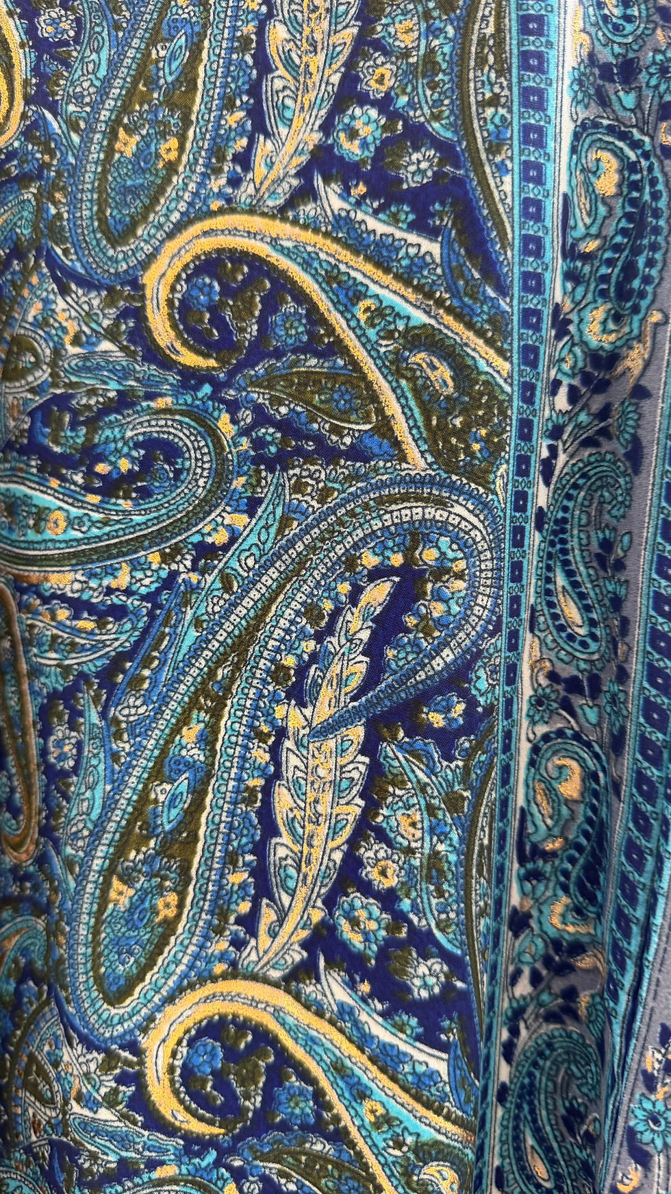 Miniature : Robe en soie bleue