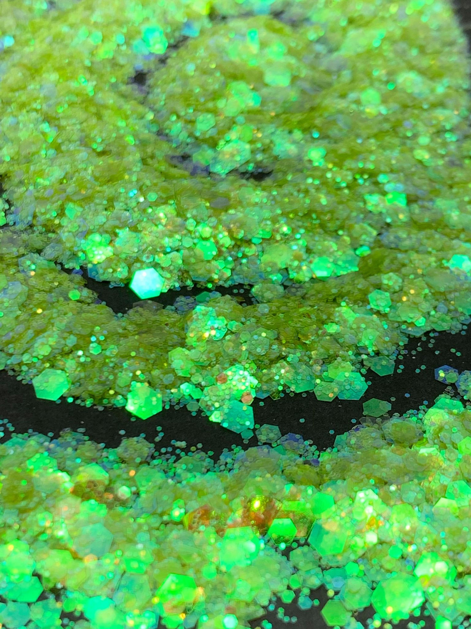 Iridescent  Light Green Chunky Mix