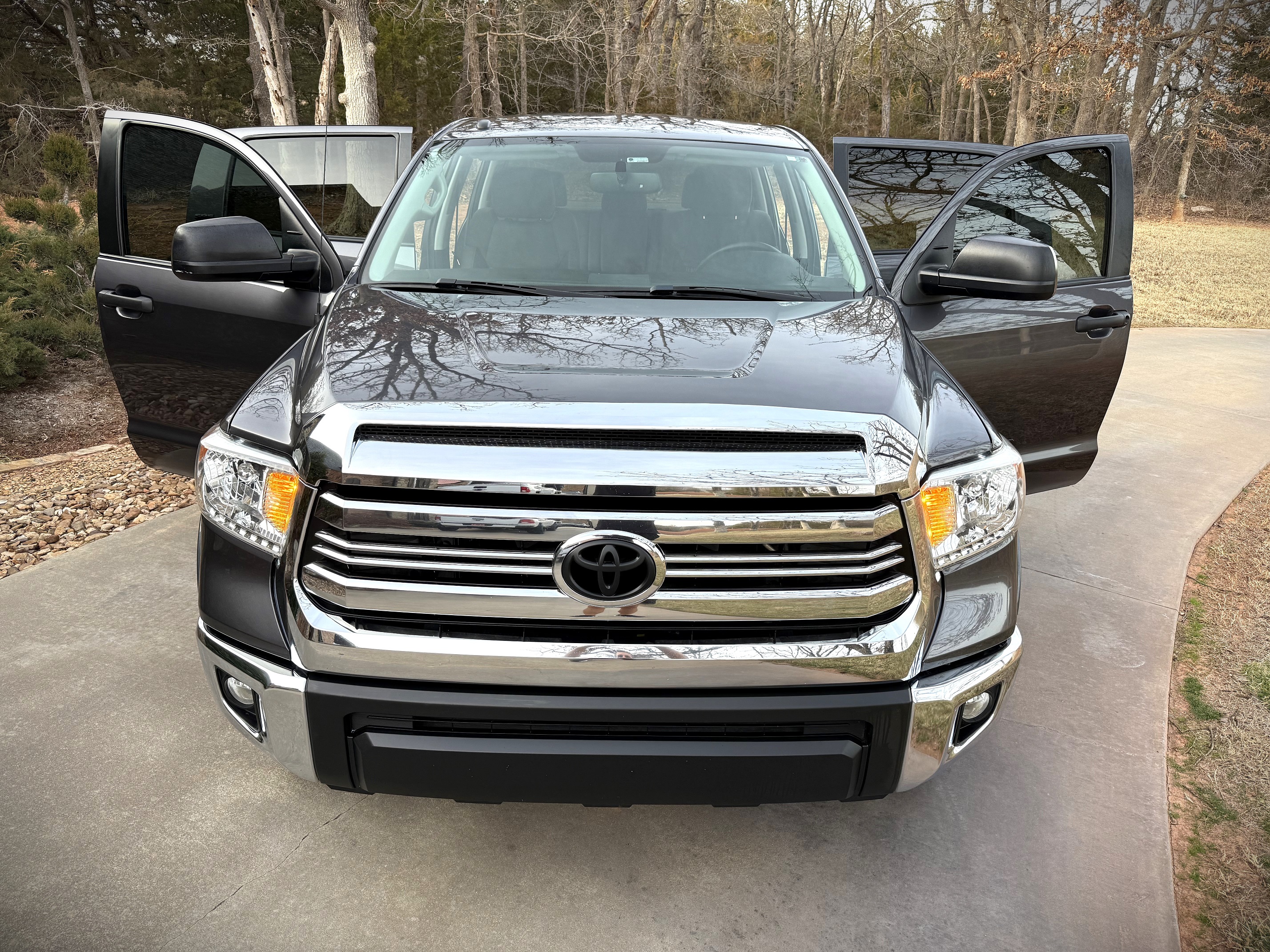 2017 Toyota Tundra SR5