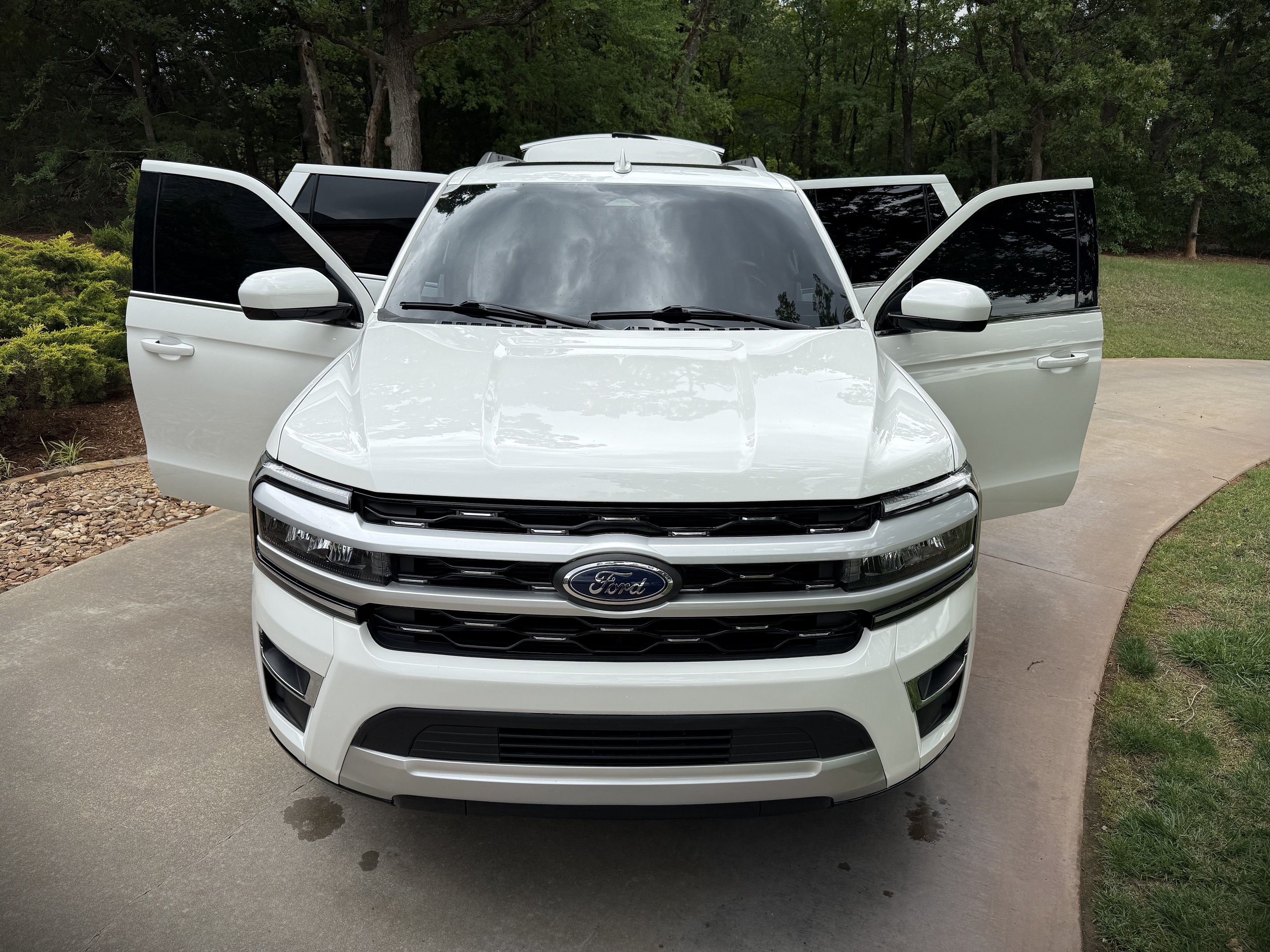 2023 Ford Expedition XLT MAX 4x4's photo
