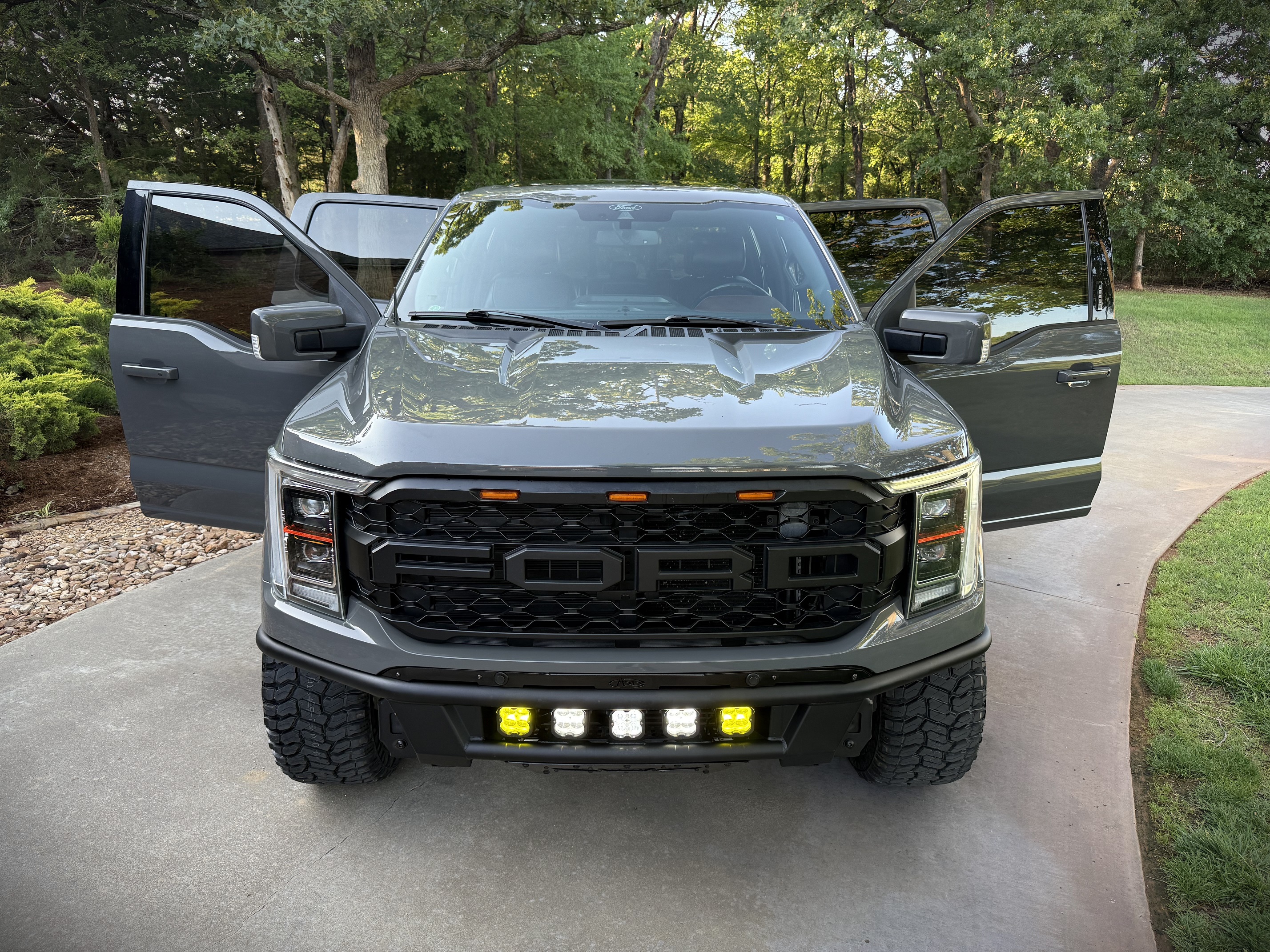 2021 Ford F-150 Lariat 4x4 SuperCrew 145 in's photo