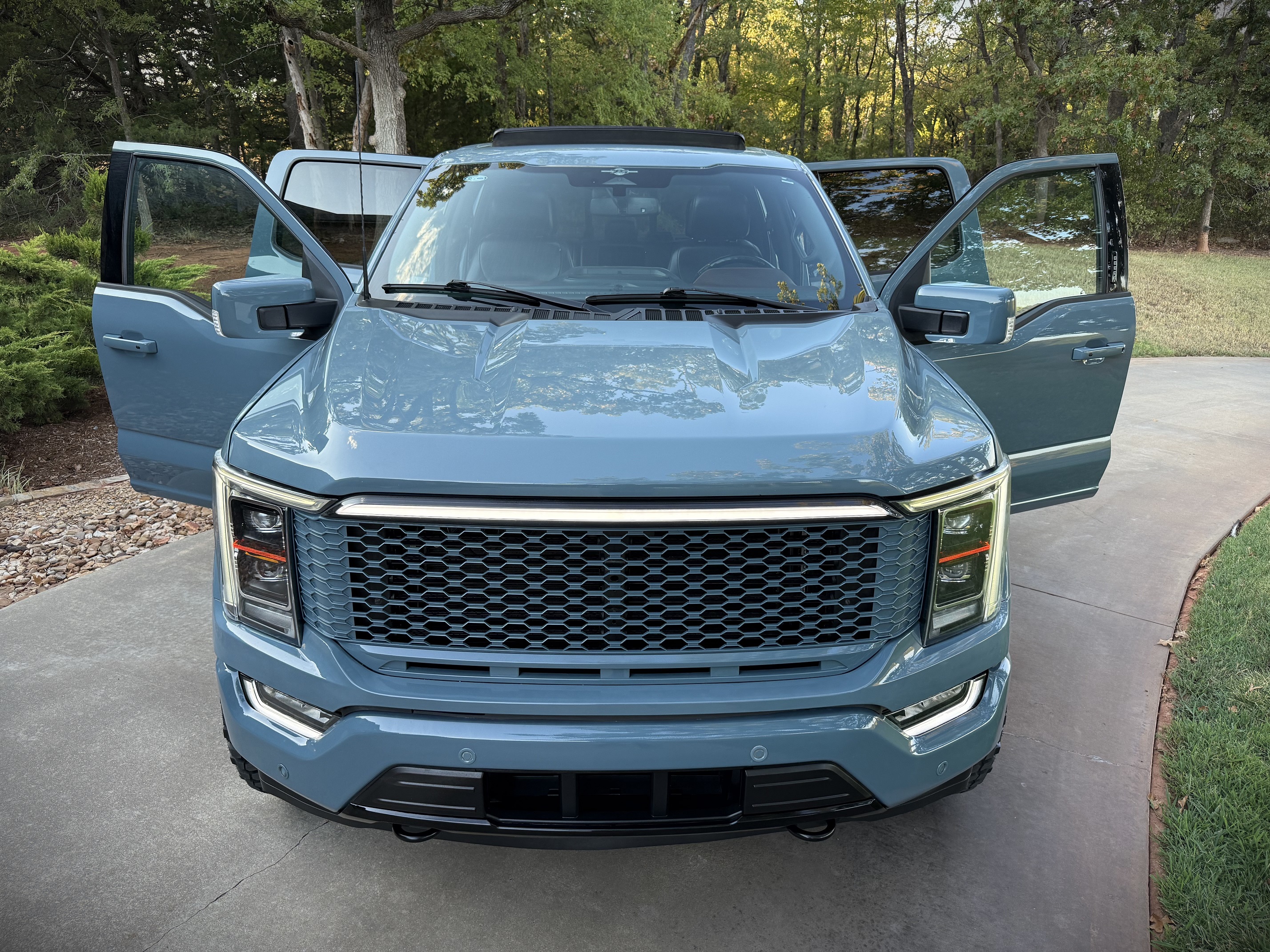 2023 Ford F-150 Lariat - Photo 1